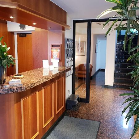 City Hotel Штутгарт Экстерьер фото