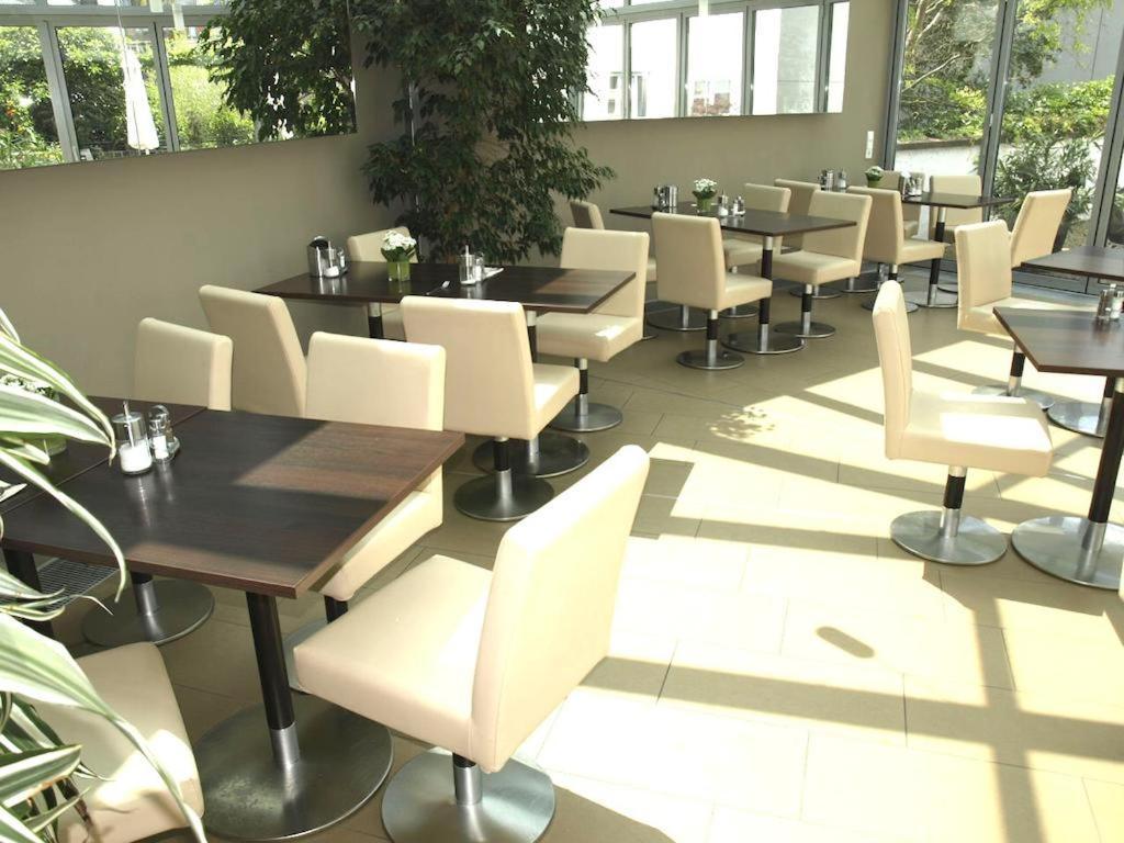 City Hotel Штутгарт Экстерьер фото